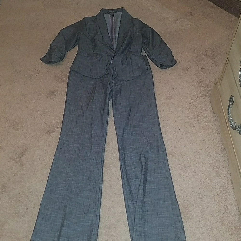 2piece suit bundle, EUC